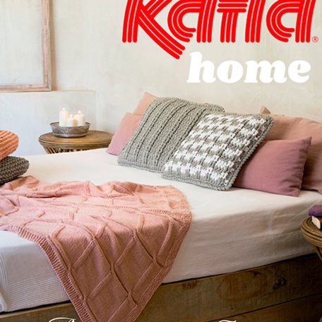 Katia tijdschrift met leuke patronen voor home accessoires om zelf te maken