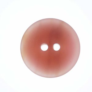 Knopen is allerlei soorten en maten. Knoop oudroze in de maten 15 en 20 mm doorsnede. Een leuke knoop voor bloezen, blazers, rokken en meer..