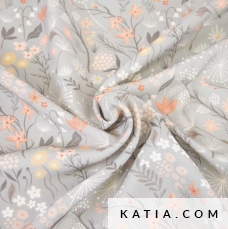 De ecoviscose stof Swan Dance Flowers van Katia Fabrics is een ideale stof voor het naaien van damesjurken en blouses dankzij het prachtige bloemenpatroon in grijs, wit en zalm.