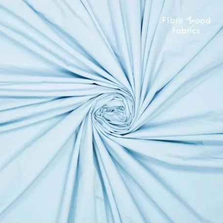 Deze mooie stone washed poplin wordt gebruikt voor Fibre Mood model Lilith en is duurzaam gemaakt volgens de OEKO-TEX Standard 100.