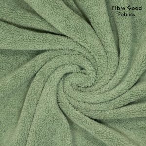Deze polyester Teddystof stof wordt gebruikt voor Fibre Mood model Raya en is duurzaam gemaakt volgens de OEKO-TEX Standard 100.