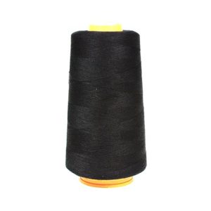 Ontdek het sterke en soepele Restyle overlock garen van 100% polyester, 3000 yards. Perfect voor lockmachines en coverlocks. Ideaal voor professioneel en hobbygebruik.