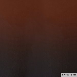 Het vegan leer met kleurverloop Coffee is een innovatieve herinterpretatie van synthetisch leer met een subtiel ombre-effect, waarbij donkere tinten versmelten met koffiebruine nuances voor een elegante en moderne uitstraling