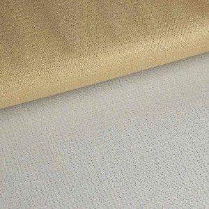 Van tule worden volumineuze strikken gemaakt om een feestelijke decoratie te creëren en het is ook geschikt voor luchtige tutu's en carnavalskostuums.