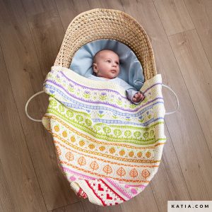 Doe mee met de Rainbow Garden KAL 2026! Brei een kleurrijke babydeken met Katia Fair Cotton. Complete kits op voorraad – start direct.