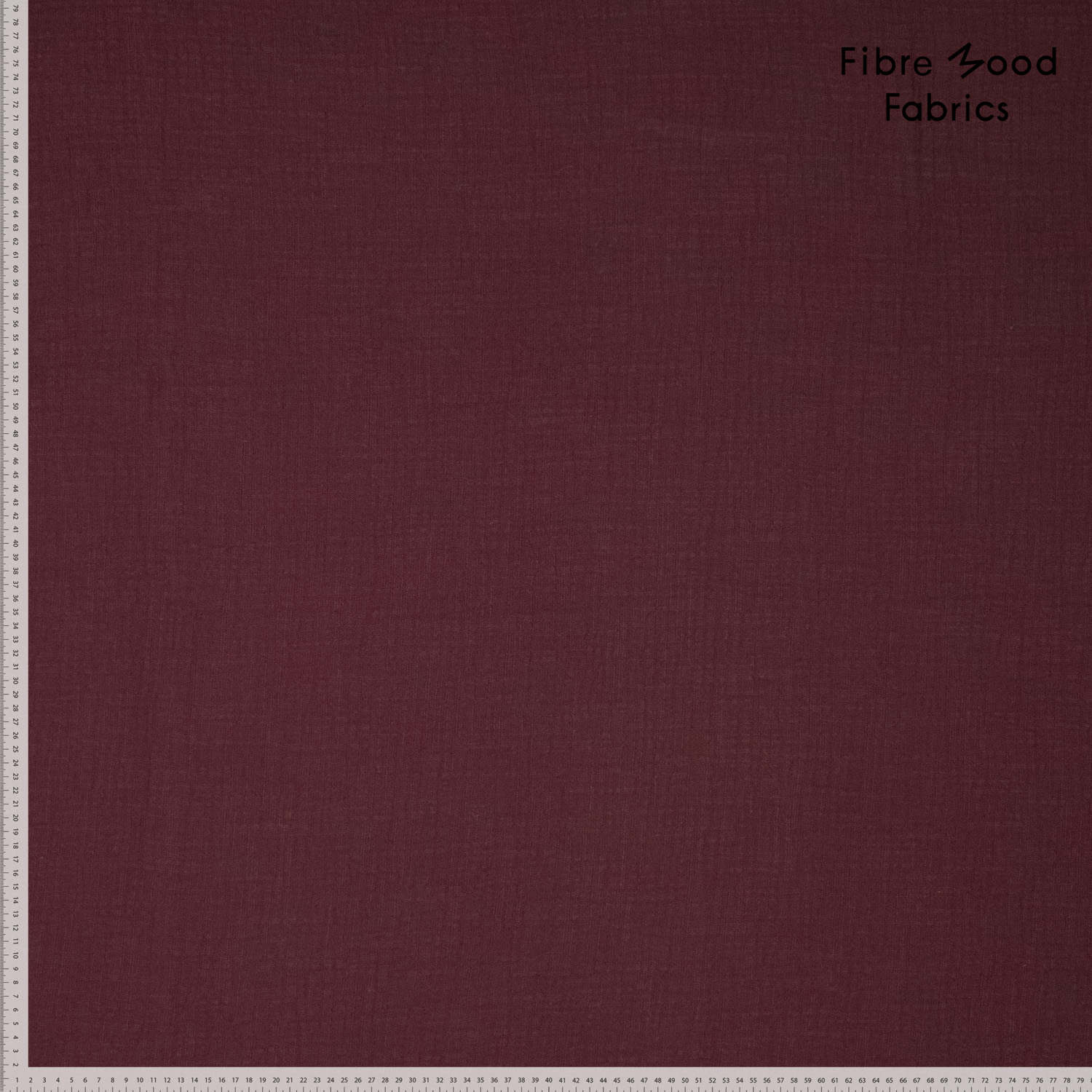 Naai het Fibre Mood model Storm met deze zachte woven cotton slub double gauze in dark bordeaux. Comfortabele kwaliteit met een mooie, natuurlijke uitstraling.