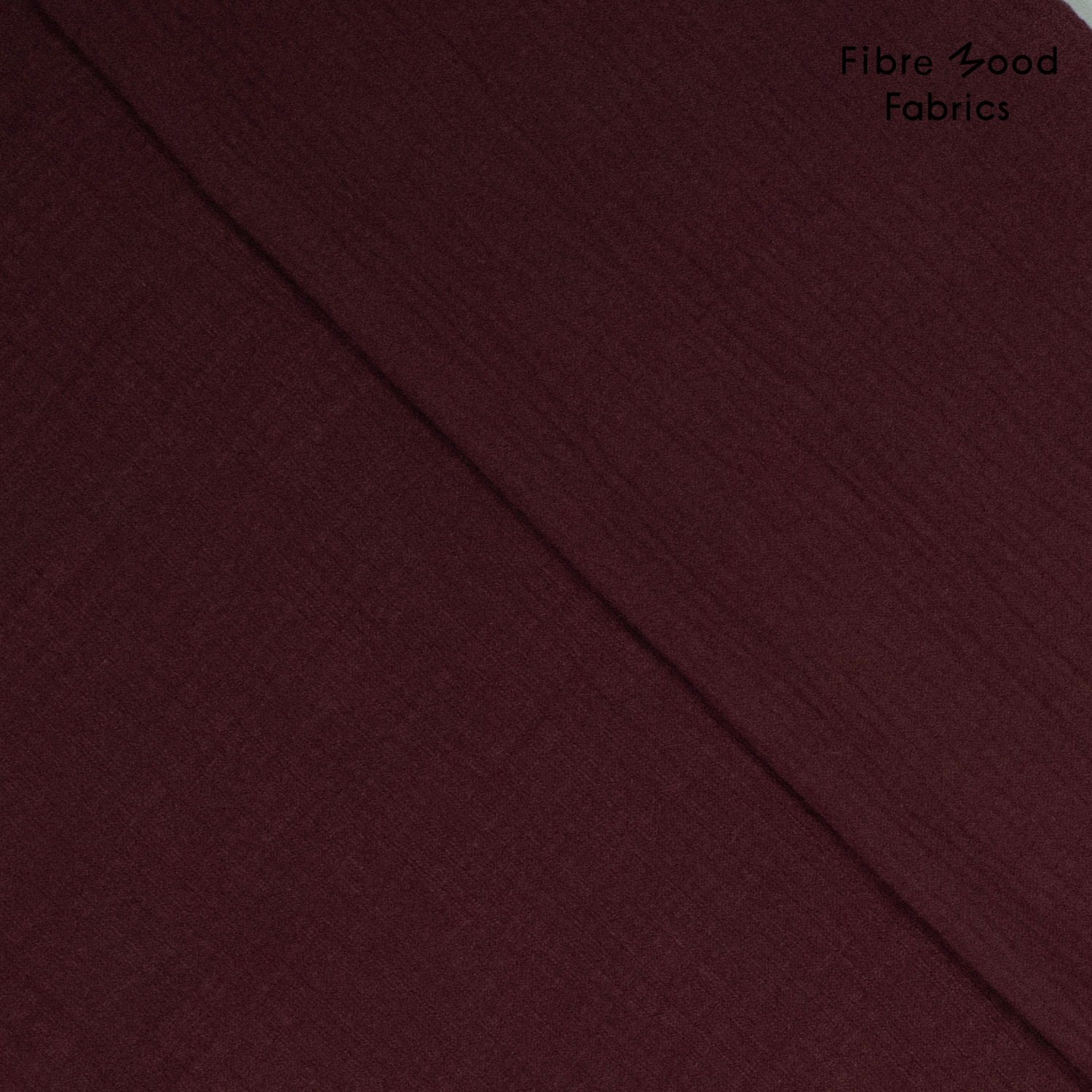 Naai het Fibre Mood model Storm met deze zachte woven cotton slub double gauze in dark bordeaux. Comfortabele kwaliteit met een mooie, natuurlijke uitstraling.
