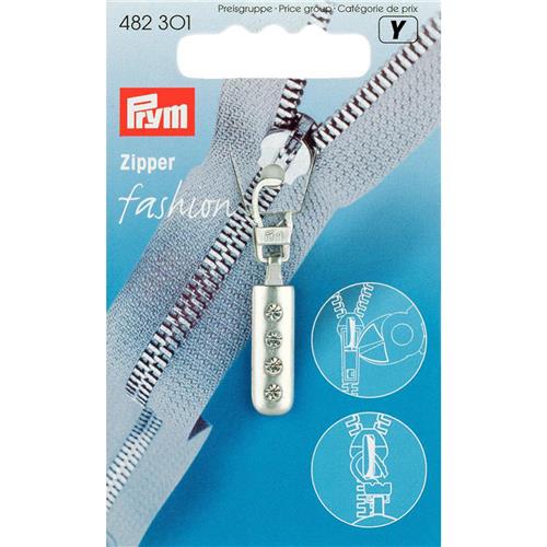 Maak van iedere rits een blikvanger met de Prym Fashion-Zipper Strass zilverkleurig. Luxe ritshanger met fonkelende strass, eenvoudig te bevestigen en ideaal voor kleding en tassen.
