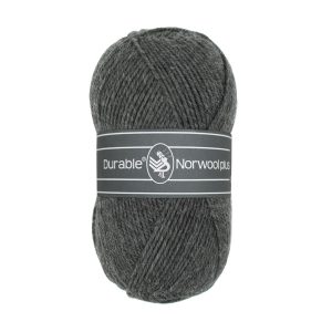 Het Durable Norwool Plus garen is een menging van acryl, polyamide en wol. Dit maakt het een heerlijk zacht garen, sterk, duurzaam en gemakkelijk te verwerken.