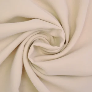 Ontdek Fibre Mood Josse FM792419-611. Een soepel vallende geweven stof van viscose en polyester met Tencelâ„¢-finish. Ideaal voor jurken, blouses, rokken en broeken.