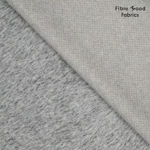 Deze polyester mohair stof wordt gebruikt voor Fibre Mood model Dante en is duurzaam gemaakt volgens de OEKO-TEX Standard 100.