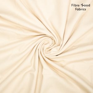 De Fibre Mood FM997097-52 is een heavy gewassen denim van 100% katoen en wordt gebruikt voor het model Elof. 